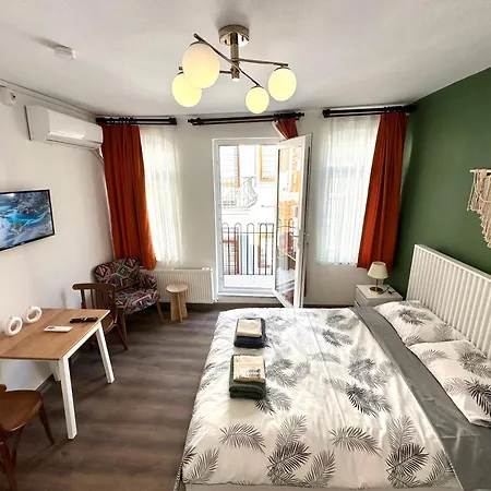 Yellowhouse 6