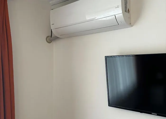 Apart-hotel Yellowhouse 6